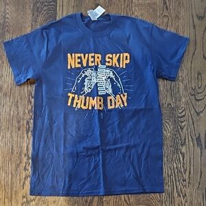 never skip thumb day Gildan Navy Heavy Cotton T-Shirt